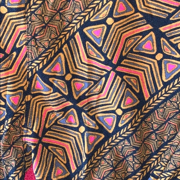 Triangle Detailed Soft Leggings - Picture 2 of 2